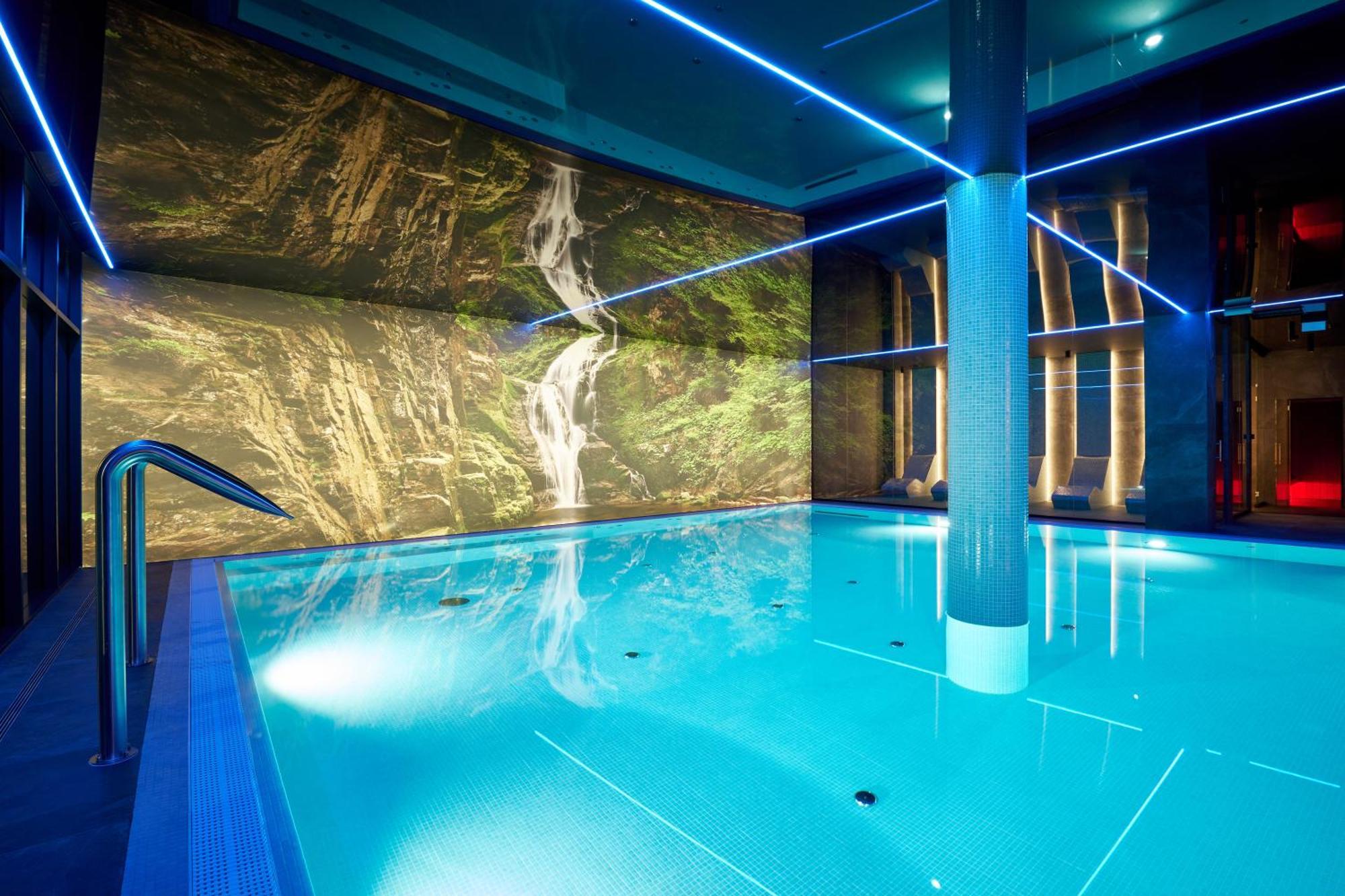 Zloty Horyzont Hotel & Resort 斯克拉斯卡波伦巴 外观 照片