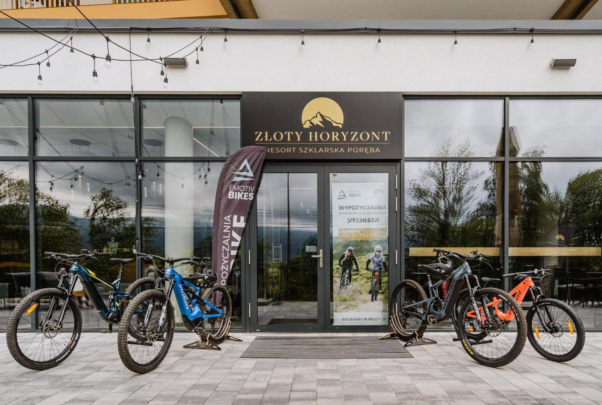 Zloty Horyzont Hotel & Resort 斯克拉斯卡波伦巴 外观 照片