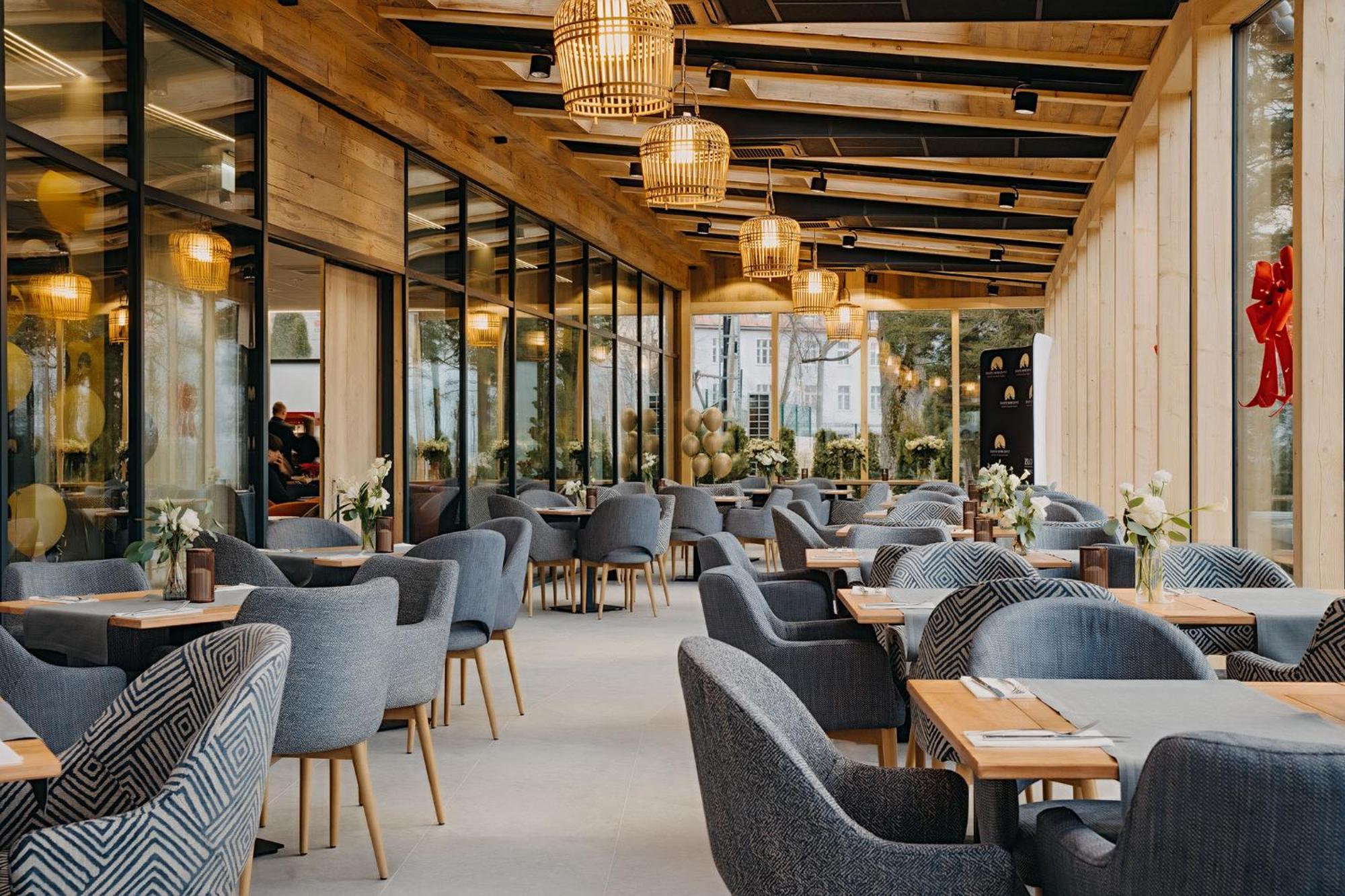 Zloty Horyzont Hotel & Resort 斯克拉斯卡波伦巴 外观 照片